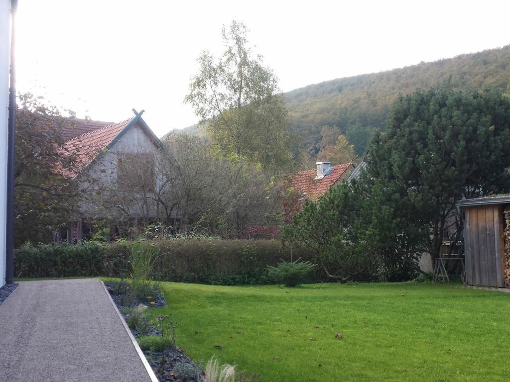 Apartment Haus Sembachtal Winterstein Ruang foto